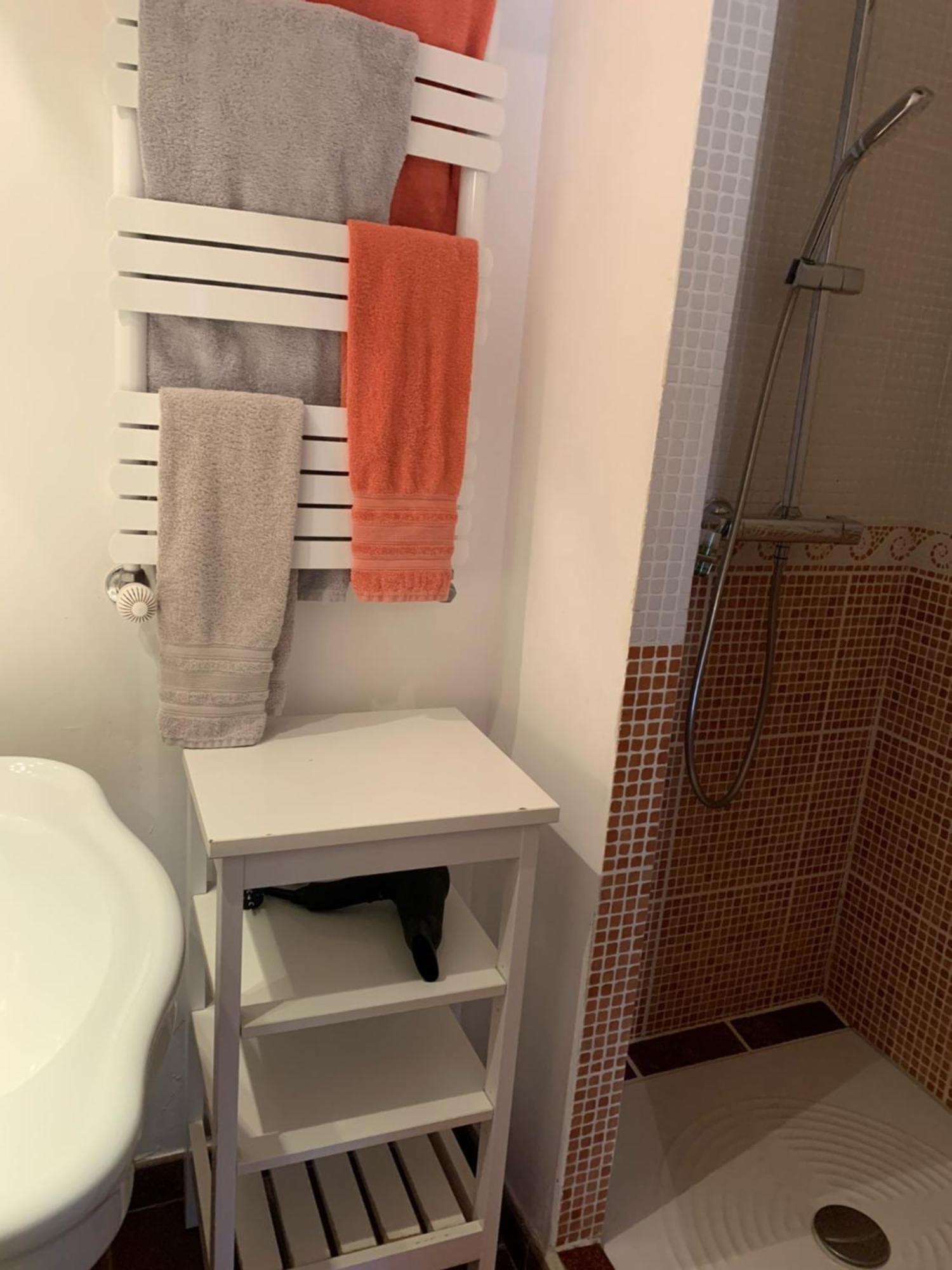 Ll Poulidetto Bed & Breakfast Lioux Bagian luar foto